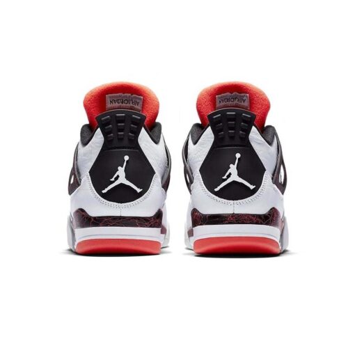 Air Jordan 4 Retro "Crimson Tint"