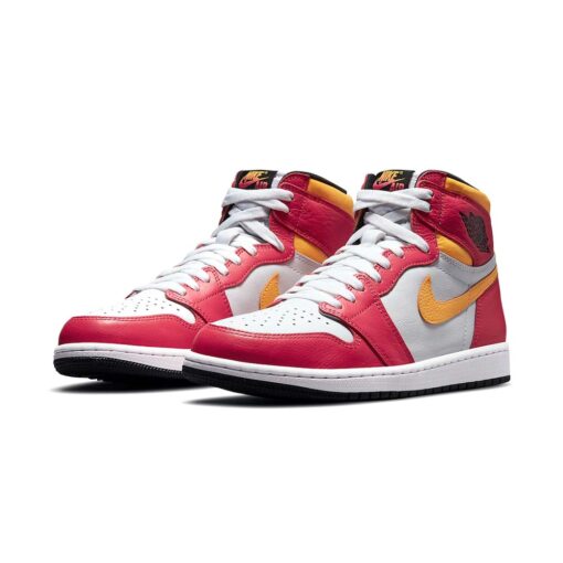 Air Jordan 1 High OG "Light Fusion Red"