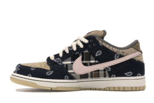 SB Dunk Low Travis Scott