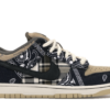 SB Dunk Low Travis Scott